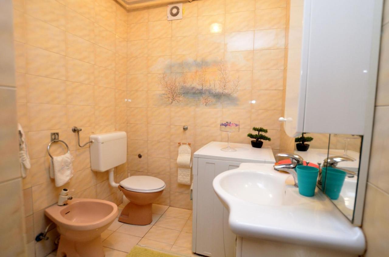 Apartments Medelin โรวีน ภายนอก รูปภาพ
