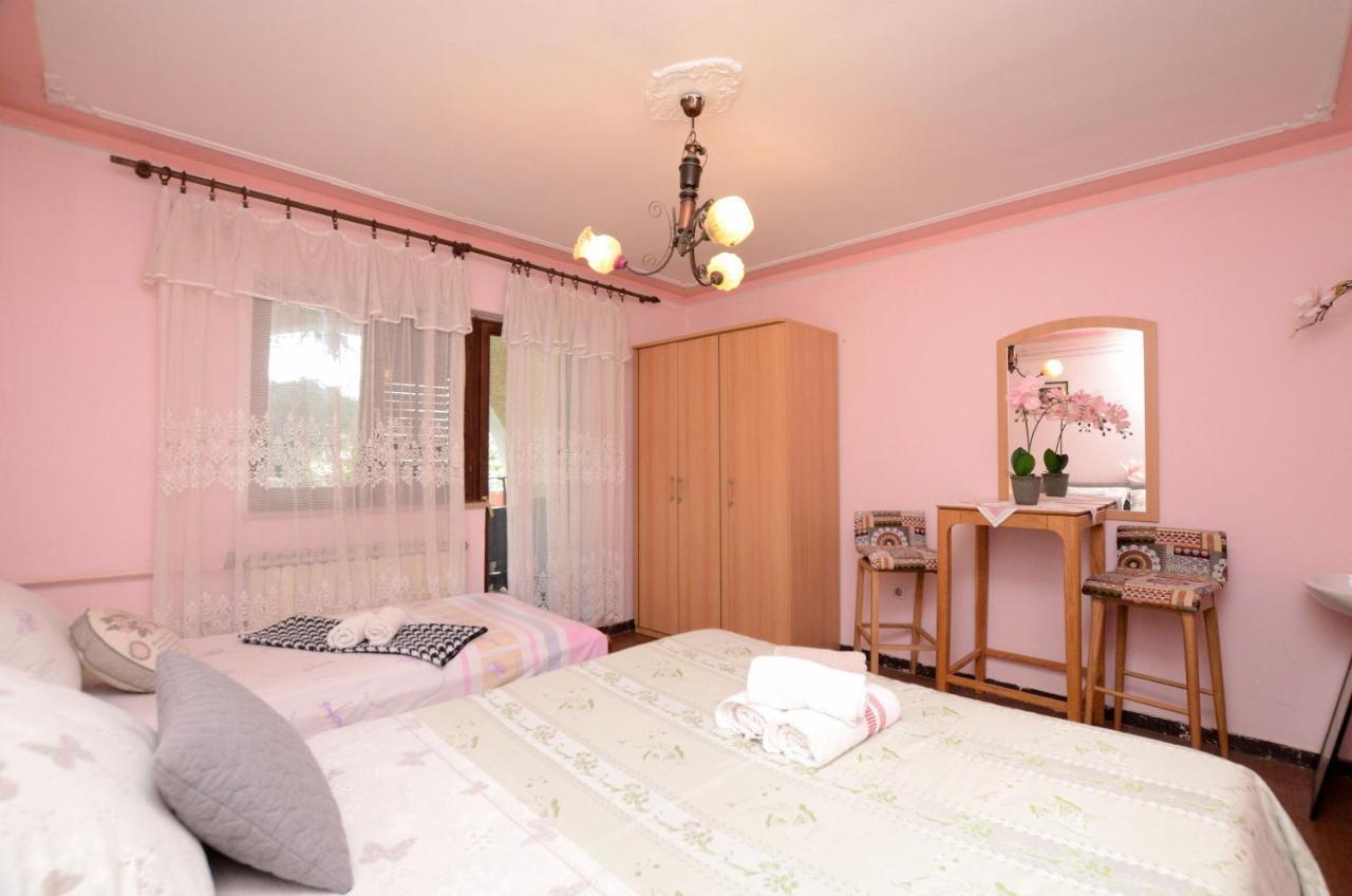Apartments Medelin โรวีน ภายนอก รูปภาพ