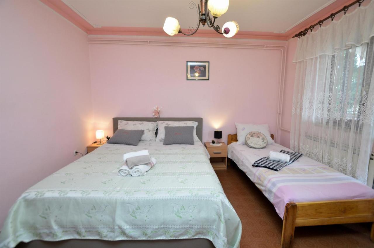 Apartments Medelin โรวีน ภายนอก รูปภาพ